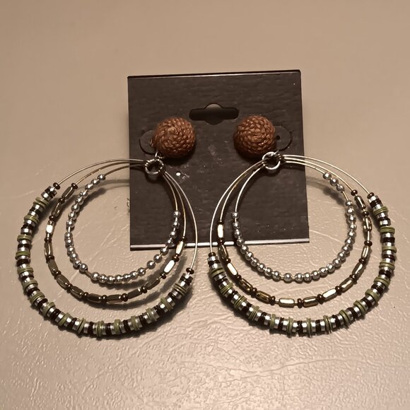 Boutique Lot of 2 women's multi-ring beaded dangle earrings - NWT - Picture 5 of 9